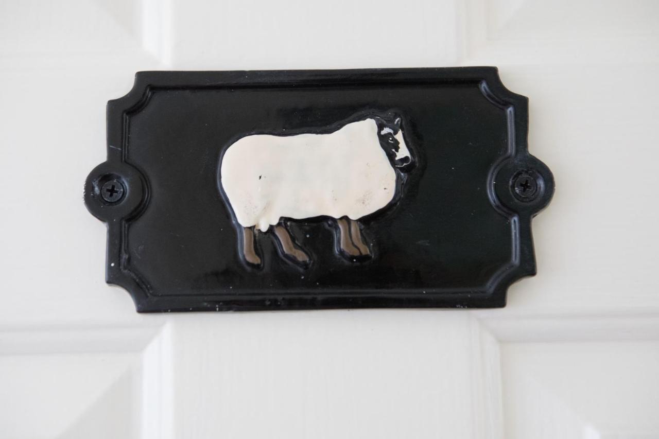 Farmyard Inn Youlgreave エクステリア 写真