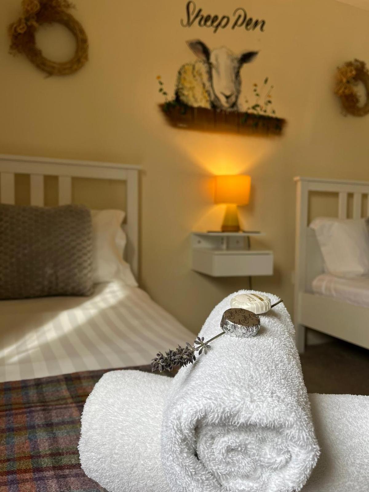 Farmyard Inn Youlgreave エクステリア 写真